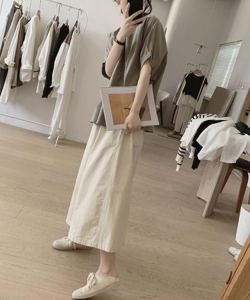 MAISON DE THERESE（メゾン ド テレーズ）の「ネックボタン　タックボリューム感ブラウス（シャツ/ブラウス・レディース・ホワイト/ベージュ/グレー・M/L）」の12枚目の写真