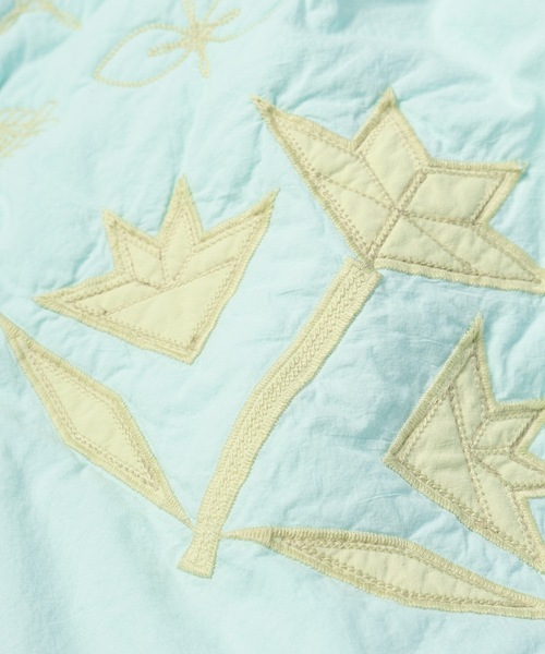 amok(アモク)の「FLOWER QUILT BAG(ハンドバッグ・メンズ・ライトブルー/ブラック・FREE)」の11枚目の写真