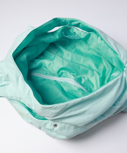 amok(アモク)の「FLOWER QUILT BAG(ハンドバッグ・メンズ・ライトブルー/ブラック・FREE)」の10枚目の写真