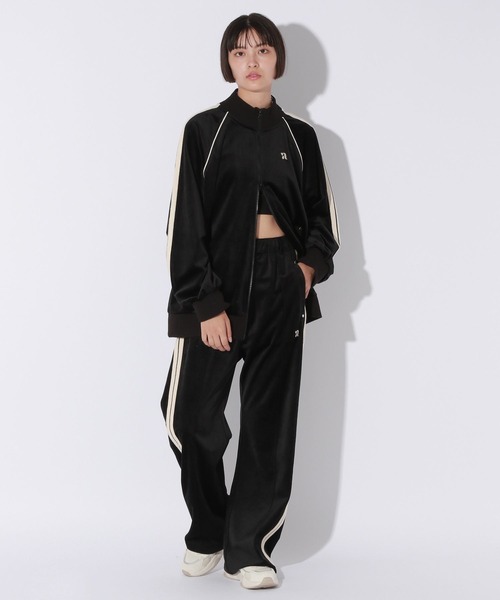 Anui（アニュイ）の「【UNISEX/2サイズ展開】マットベロアトラックパンツ（スウェットパンツ・レディース・ブラック/モカ・SMALL/MEDIUM）」の10枚目の写真