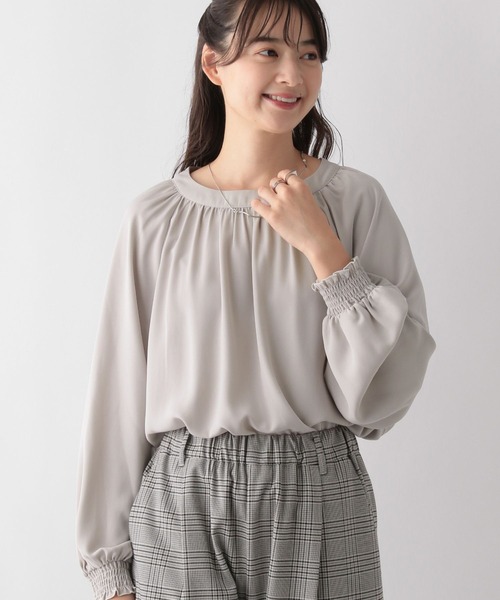 GLOBAL WORK Smile Seed Store（グローバルワーク スマイルシードストア）の「袖ボリュームブラウス長袖/116013（シャツ/ブラウス・レディース・チャコール/杢グレー/モカ/ライトグレー/ブラック・SMALL/LARGE/X-LARGE/MEDIUM）」の3枚目の写真