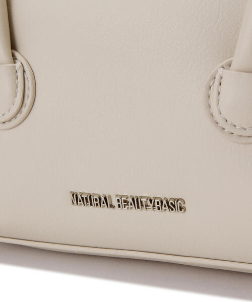 NATURAL BEAUTY BASIC（ナチュラルビューティーベーシック）の「◇ 【Oggi掲載】【美人百花掲載】タイニーシュリンクソフトボストンバック（ボストンバッグ・レディース・ブラック/ガンメタ/オフホワイト・ﾌﾘ-）」の12枚目の写真