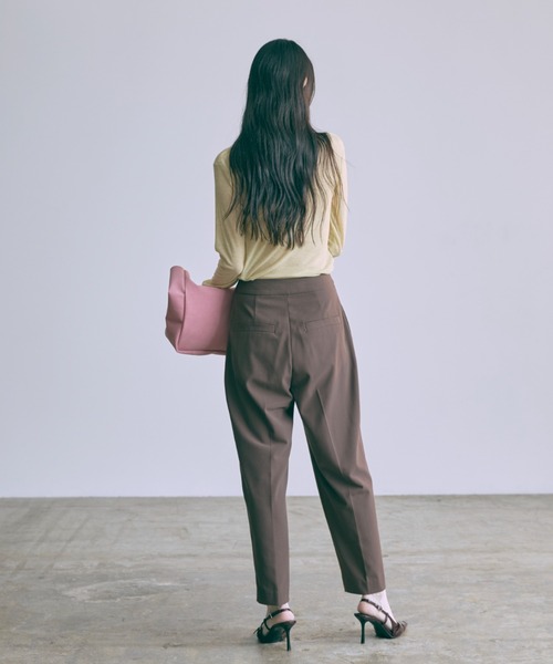 EN NEUME(エンノイム)の「Barrel Leg Pants / バレルレッグパンツ(その他パンツ・レディース・ブラック/ブラウン・0/1)」の22枚目の写真