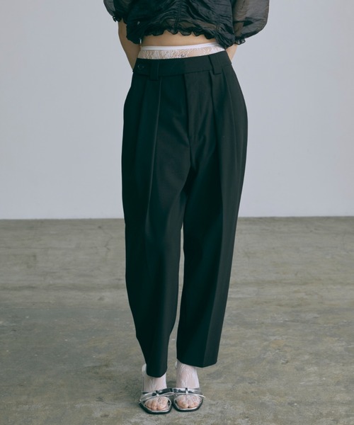 EN NEUME(エンノイム)の「Barrel Leg Pants / バレルレッグパンツ(その他パンツ・レディース・ブラック/ブラウン・0/1)」の6枚目の写真