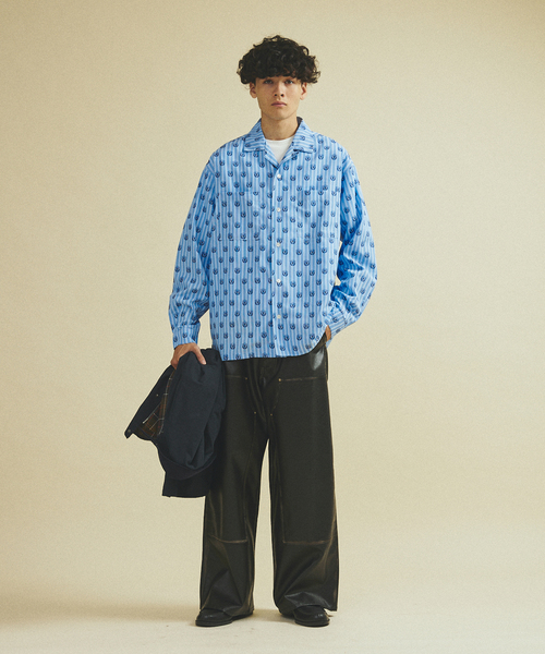 417 EDIFICE（フォーワンセブンエディフィス）の「フェイクレザー ダブルニーパンツ（スラックス・メンズ・ブラック・MEDIUM/LARGE）」の2枚目の写真