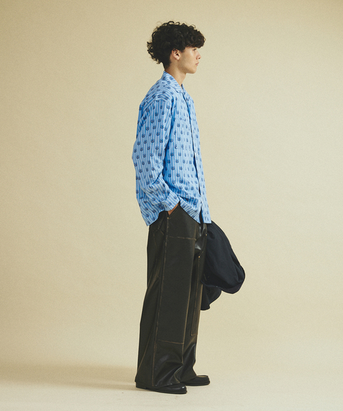 417 EDIFICE（フォーワンセブンエディフィス）の「フェイクレザー ダブルニーパンツ（スラックス・メンズ・ブラック・MEDIUM/LARGE）」の5枚目の写真