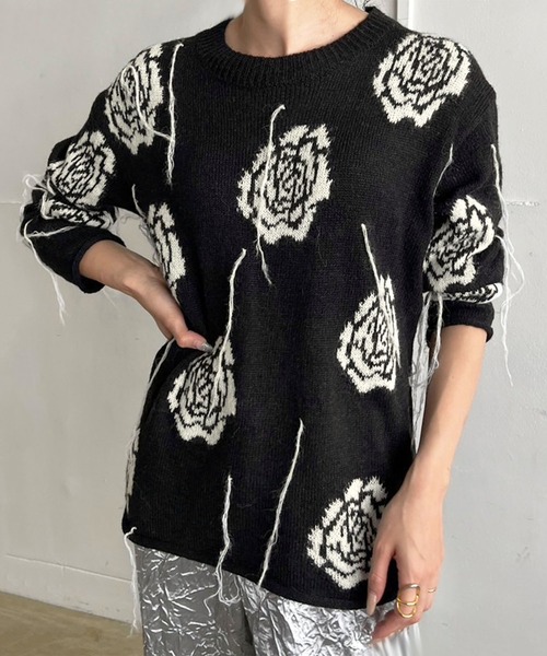 Jewelobe(ジュエローブ)の「ローズジャガードポイントフリンジルーズニット(ニット/セーター・レディース・ブラック/オフホワイト・FREE)」の11枚目の写真