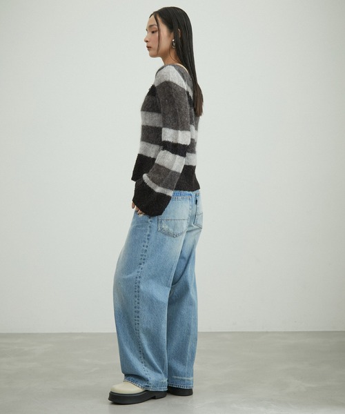 ADAM ET ROPE'（アダムエロペ）の「ミックスヤーンボーダーニットプルオーバー（ニット/セーター・レディース・グレー系その他/ホワイト系その他7・FREE）」の18枚目の写真