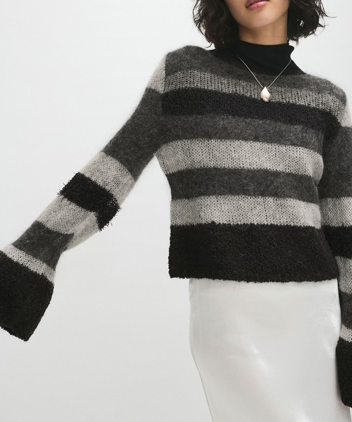 ADAM ET ROPE'（アダムエロペ）の「ミックスヤーンボーダーニットプルオーバー（ニット/セーター・レディース・グレー系その他/ホワイト系その他7・FREE）」の14枚目の写真