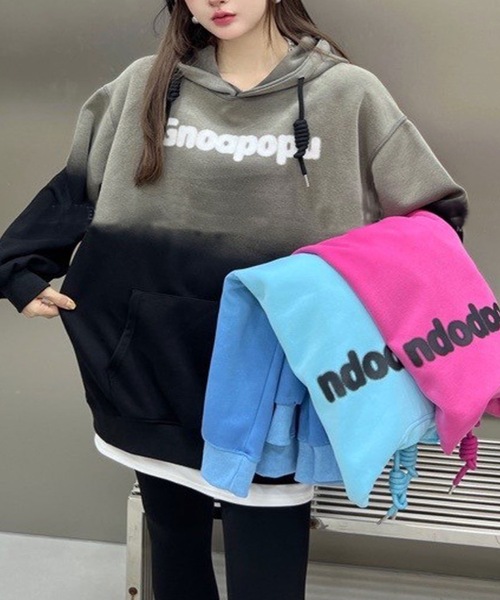 CREARE -LINO-（クレアーレリノ）の「＜選べるアソート＞グラデーションロゴ入りパーカー（パーカー・レディース・ブラック/ブラック系その他/ブルー/ピンク/レッド・FREE）」の2枚目の写真