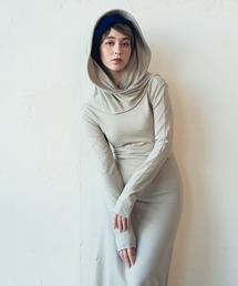 ORIENT MILLINERY（オリエント ミリナリー）の「オフショル / フーディー2WAY ニットワンピース（ワンピース）」