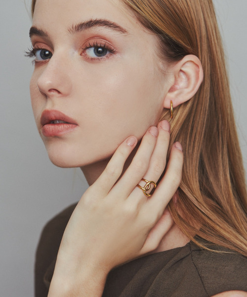 ciite' surgical stainless（シーテサージカルステンレス）の「【 金属アレルギー対応 】 ビッグクロスリング サージカルステンレス（リング・レディース・ゴールド/シルバー/ピンクゴールド・13号/15号/4号/11号/7号/9号）」の14枚目の写真