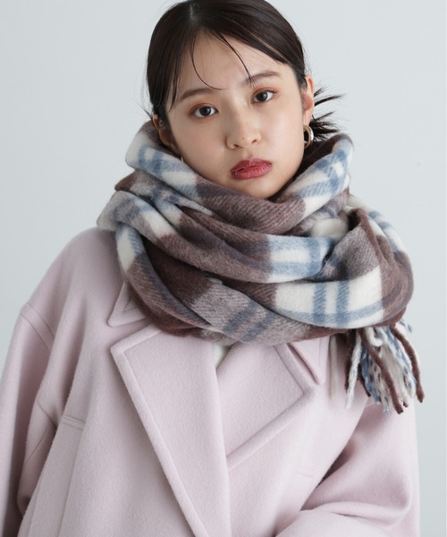 N.（N. Natural Beauty Basic）（エヌエヌナチュラルビューティーベーシック）の「◆フリンジチェックストール（ストール/ショール・レディース・ブルー系その他/ブラウン系その他・ﾌﾘ-）」の4枚目の写真