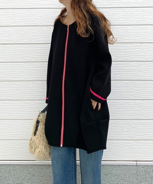 Q（キュー）の「ダンボールコクーンアウター（スウェット・レディース・ライトグレー/ブラック・MEDIUM）」の4枚目の写真