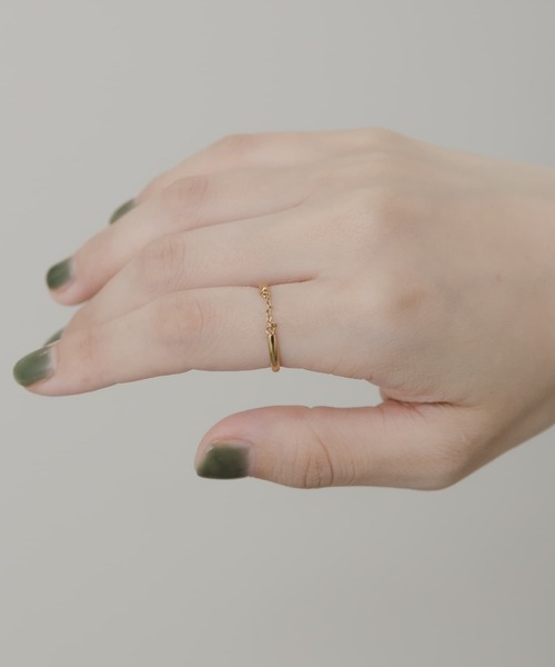 SMELLY（スメリー）の「ステンレスフィンキリカエチェーンリング（リング・レディース・ゴールド・13）」の2枚目の写真