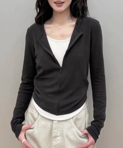 Coo+i(クーイ)の「レイヤード風ジップ長袖カットソー(Tシャツ/カットソー・レディース・ブラウン/ブラック/チャコールグレー・FREE)」の15枚目の写真