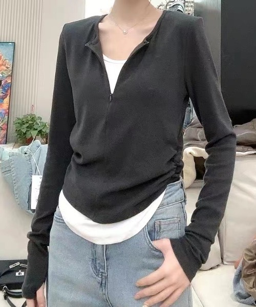 Coo+i(クーイ)の「レイヤード風ジップ長袖カットソー(Tシャツ/カットソー・レディース・ブラウン/ブラック/チャコールグレー・FREE)」の13枚目の写真