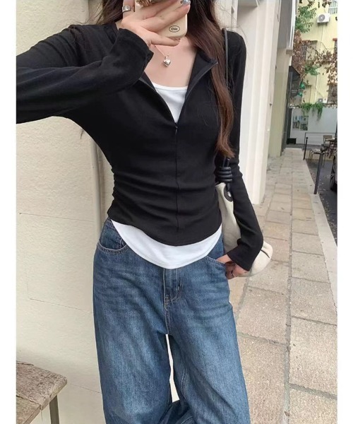 Coo+i(クーイ)の「レイヤード風ジップ長袖カットソー(Tシャツ/カットソー・レディース・ブラウン/ブラック/チャコールグレー・FREE)」の14枚目の写真
