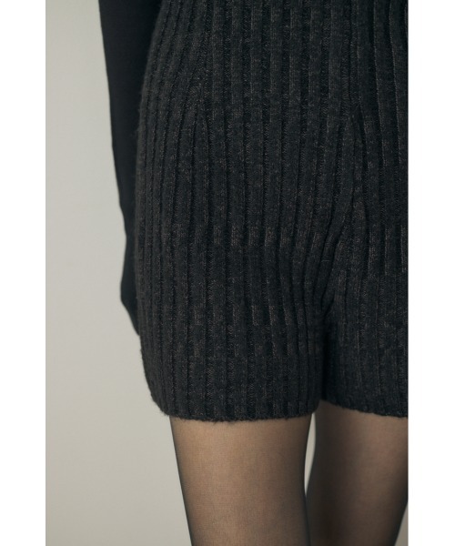 M_（エムアンダーバー）の「ミックスニットショートパンツ オーガニックコットン×リサイクルポリエステル×ウール混（その他パンツ・レディース・ダークブラウン/ブラック/ライトベージュ・FREE）」の16枚目の写真