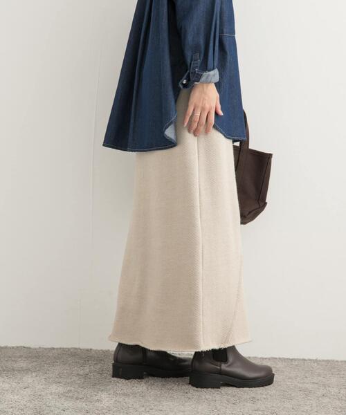 URBAN RESEARCH DOORS（アーバンリサーチドアーズ）の「ローゲージインレイイージースカート（スカート・レディース・ライトグレー/ライトベージュ・MEDIUM）」の4枚目の写真