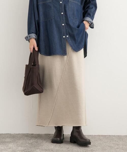 URBAN RESEARCH DOORS（アーバンリサーチドアーズ）の「ローゲージインレイイージースカート（スカート・レディース・ライトグレー/ライトベージュ・MEDIUM）」の5枚目の写真