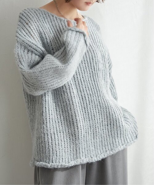 notch.（ノッチ）の「ボートネック裾クルンプルオーバー（ニット/セーター・レディース・ベージュ/グレー・M）」の4枚目の写真