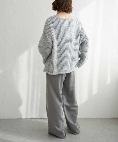 notch.（ノッチ）の「ボートネック裾クルンプルオーバー（ニット/セーター・レディース・ベージュ/グレー・M）」の9枚目の写真