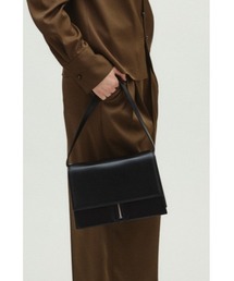 RIM.ARK（リムアーク）の「Zip detail handbag ジップディテールハンドバッグ（ハンドバッグ）」