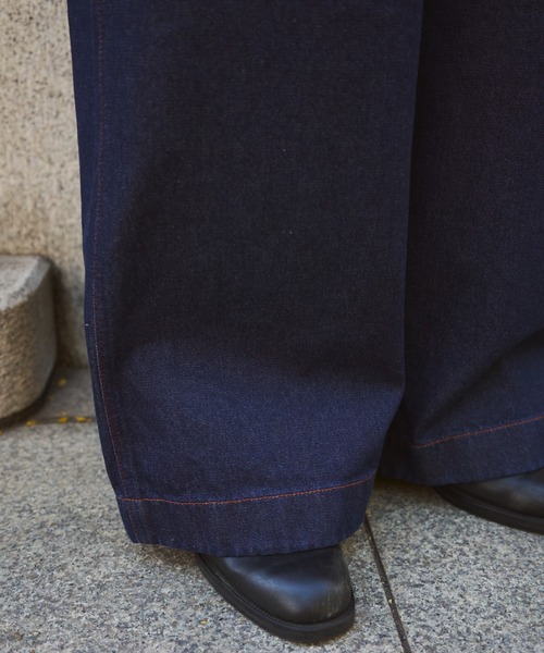 カンファーウッド　箔押し　ワイドデニム Camphor wood（カンファーウッド）の「wide baggy silver