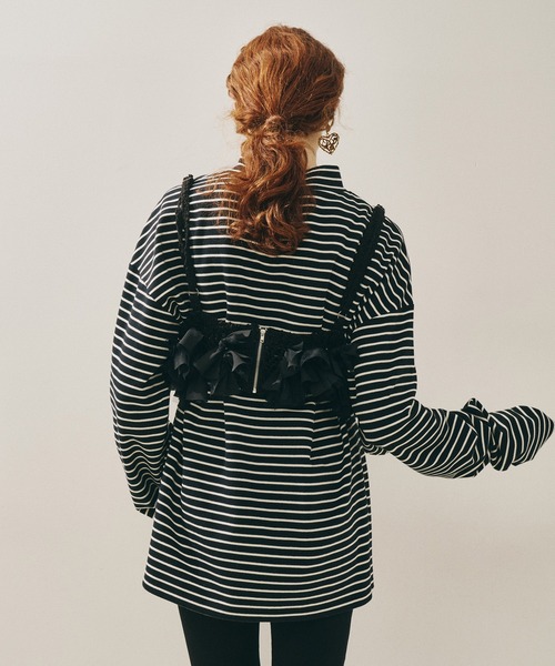 新品未使用 ラベルエチュード labelleetude ニットビスチェ セール】ニッティングパターンボリュームフリルニットビスチェ