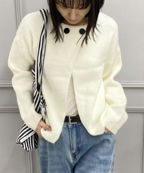 mebole(メボレ)の「2つボタン ラウンドネックニットカーディガン(カーディガン/ボレロ・レディース・ブラック/グレー/レッド/ホワイト・FREE)」の8枚目の写真