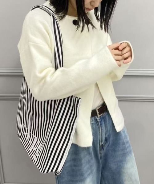 mebole(メボレ)の「2つボタン ラウンドネックニットカーディガン(カーディガン/ボレロ・レディース・ブラック/グレー/レッド/ホワイト・FREE)」の10枚目の写真