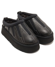 UGG 黒レザー編み込みサンダル UGG アグ サンダル CAPITELLE STRAP キャピテル ストラップ