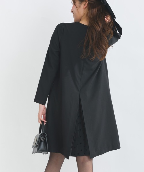 PICCIN PERLA(ピッチンペルラ)の「バックプリーツワンピース(ワンピース・レディース・ブラック/ネイビー・M)」の2枚目の写真