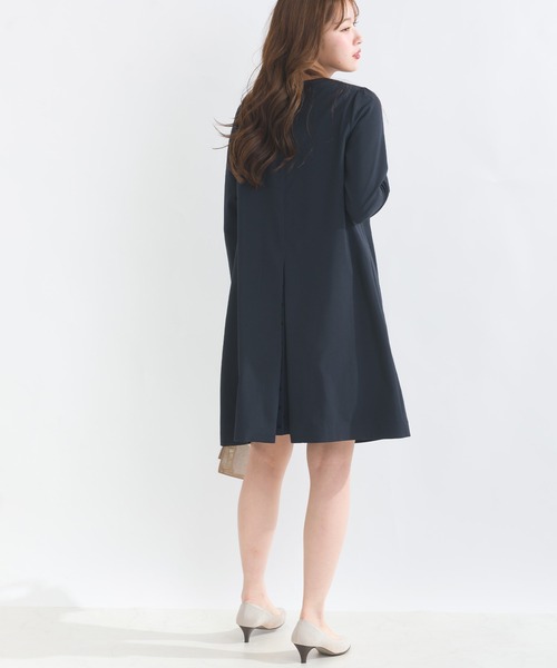 PICCIN PERLA(ピッチンペルラ)の「バックプリーツワンピース(ワンピース・レディース・ブラック/ネイビー・M)」の17枚目の写真