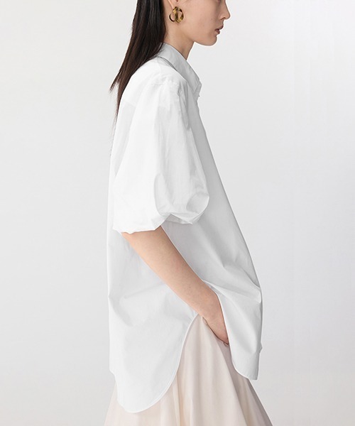 JNBY（ジェーエヌビーワイ）の「Airy Ballon-sleeve Shirt / エアリーバルーンスリーブシャツ（シャツ/ブラウス・レディース・ブラック/ホワイト・38/40/36）」の4枚目の写真