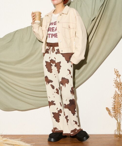 HELLO.SANFRANCISCO(ハローサンフランシスコ)の「【HELLO.SANFRANCISCO】COW柄ニットフレアパンツ(その他パンツ・レディース・アイボリー・ONE SIZE)」の18枚目の写真