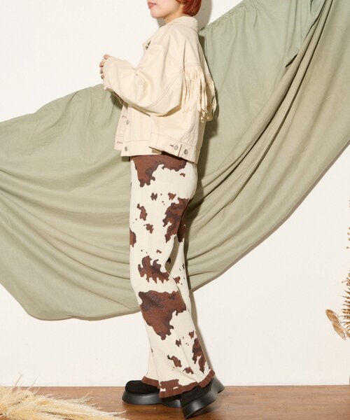 HELLO.SANFRANCISCO(ハローサンフランシスコ)の「【HELLO.SANFRANCISCO】COW柄ニットフレアパンツ(その他パンツ・レディース・アイボリー・ONE SIZE)」の15枚目の写真