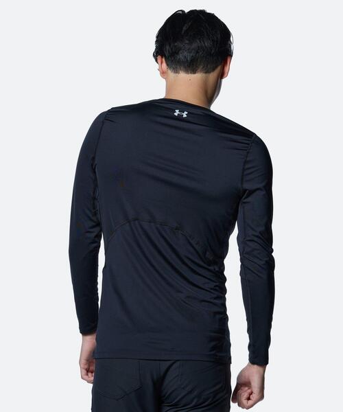 UNDER ARMOUR(アンダーアーマー)の「UAヒートギア フィッティド ロングスリーブ Vネックシャツ(ゴルフ/メンズ)(Tシャツ/カットソー・メンズ・ブラック・3XL)」の2枚目の写真