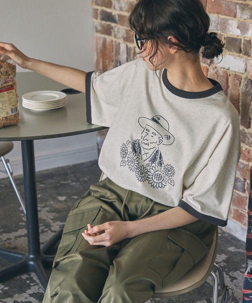 MONO-MART LADY'S(モノマートレディース)の「手書き風 偉人イラスト 半袖 リンガーTシャツ(Tシャツ/カットソー・レディース・チャコールグレー/スミクロ/ネイビー/ブラック系・FREE)」の19枚目の写真