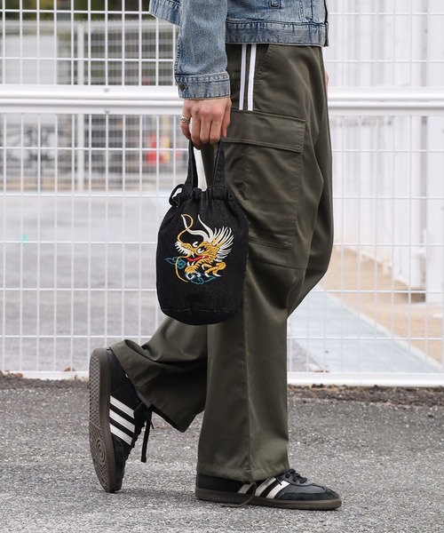HOUSTON(ヒューストン)の「【HOUSTON/ヒューストン】EMB DENIM EFFECT BAG (DRAGON) (TIGER) /刺繍デニムエフェクトバッグ(龍) (虎)(ショルダーバッグ・メンズ・ブラック系3/ブラック系1/ブルー系2/ブラック系2/ブルー系1/ブルー系/ブラック系/ブルー系3・FREE)」の19枚目の写真