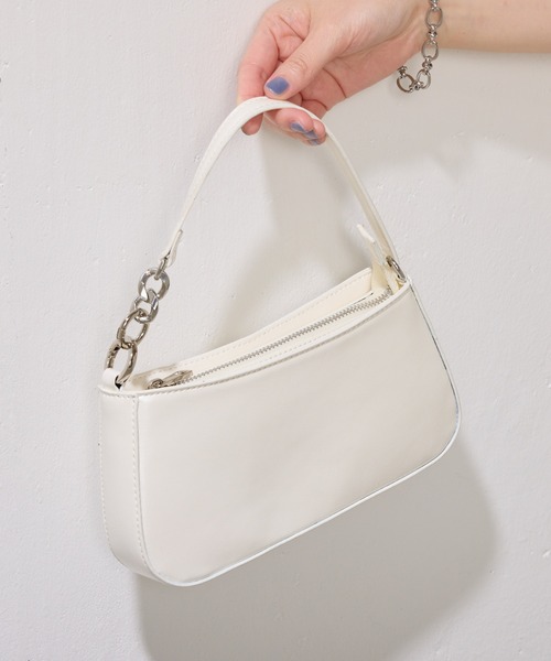 PAPILLONNER（パピヨネ）の「3WAYチェーンバッグ（ショルダーバッグ・レディース・ブラック/オフホワイト・FREE）」の2枚目の写真