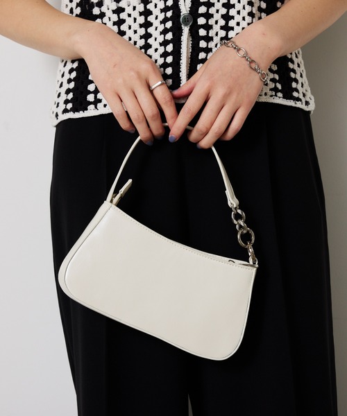 PAPILLONNER（パピヨネ）の「3WAYチェーンバッグ（ショルダーバッグ・レディース・ブラック/オフホワイト・FREE）」の7枚目の写真