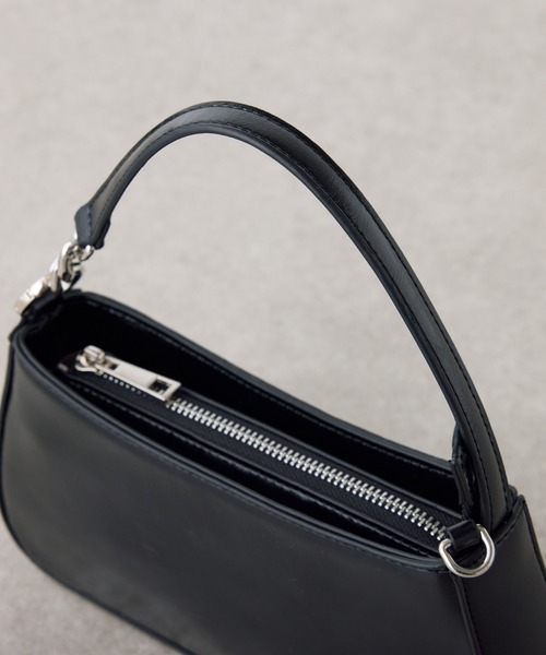 PAPILLONNER（パピヨネ）の「3WAYチェーンバッグ（ショルダーバッグ・レディース・ブラック/オフホワイト・FREE）」の15枚目の写真