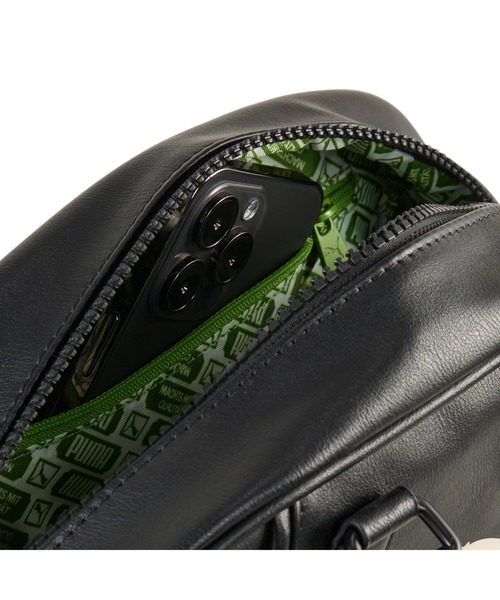 PUMA(プーマ)の「PUMA プーマ ユニセックス アーカイブ ミニ グリップ バッグ 2.5L(ボストンバッグ・メンズ・ホワイト/レッド/ブラウン系その他/ブラック・フリー)」の15枚目の写真