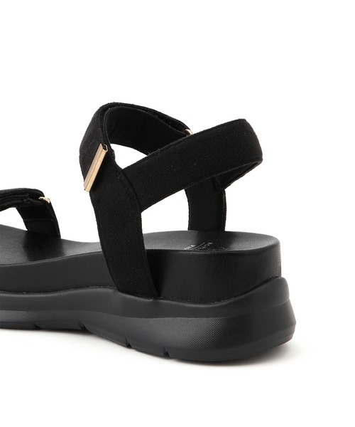 ROPE' PICNIC(ロペピクニック)の「ワニカンベルクロスニーカーサンダル(サンダル・レディース・ネイビー/ブラック/ベージュ/キナリ/ベージュ系その他・S/L/M)」の19枚目の写真