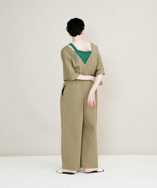 LAATO（ラート）の「fast dry fes all in one（サロペット/オーバーオール・レディース・ブラック/キャメル/ダークグレー・FREE）」の21枚目の写真