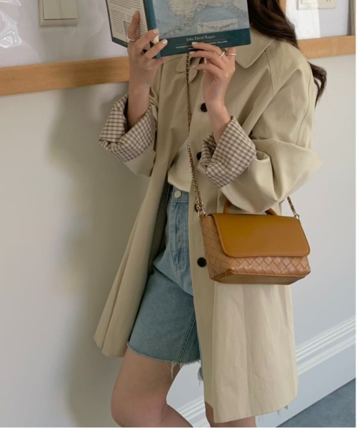 FINEnough(ファインナフ)の「チェーンショルダー2WAYショルダーバッグ(ショルダーバッグ・レディース・キャメル/ブルー/ピンク/ホワイト/ブラック・FREE)」の10枚目の写真