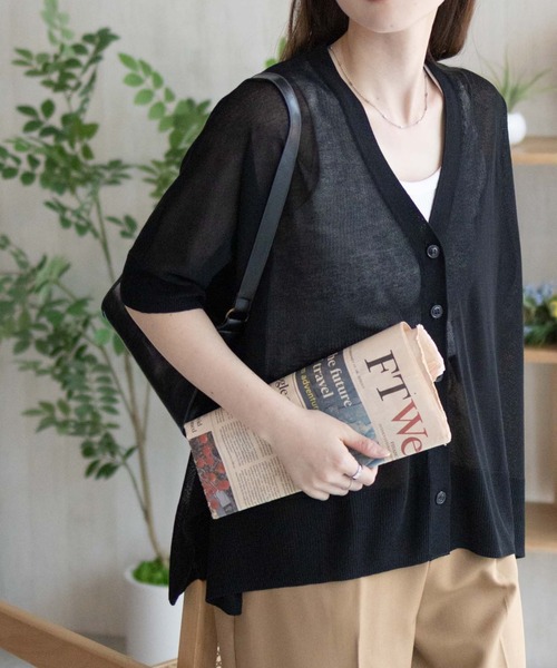 NAVY（ネイビー）の「nAvy  ポンチョシルエット5分袖Vネックカーディガン（カーディガン/ボレロ・レディース・グレイッシュベージュ/ブラック/ブラウン・M/L）」の5枚目の写真