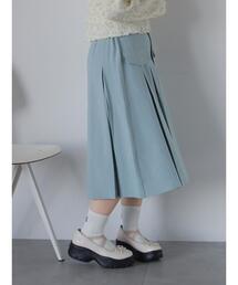 ミディ丈プリーツスカート